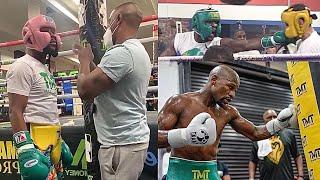Floyd Money Mayweather SPARRING Signature Moves, Practicing Philly Shell Defense| AKHi BoxingChamber