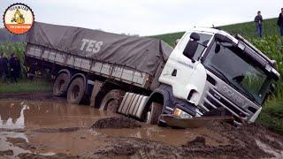 Idiots in Trucks That Drive You Crazy and Extremely Dangerous Recklessness  #99