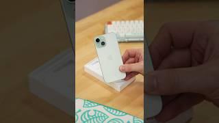 An iPhone 15 unboxing to cleanse your feed ‍️