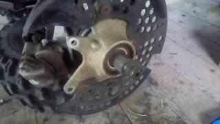 Замена подшипников ступицы Ямаха Гризли 700 (Yamaha Grizzly 700) Часть 2 Rear Bearing Replacement