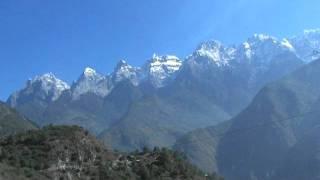 First glimpse of Tiger Leaping Gorge