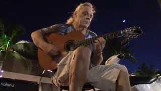 Guitarist Layers Tracks on the Streets of Honolulu | Best Guitar Chords