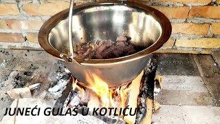 JUNEĆI KOTLIĆ- GULAŠ