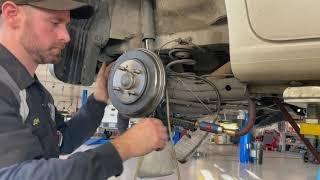 Honda Fit: Rear Drum Brakes