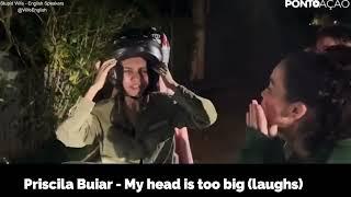 Blooper from the motorcycle scene, the helmet too small for Priscila Buiar's head. #stupidwife #valu