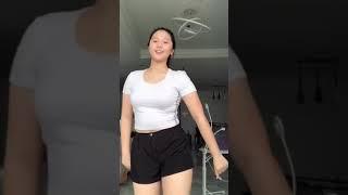 Goyang Tiktok Hot Pakai Baju Ketat Celana Ketat
