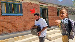 Documentary on nomadic life: Saif Ella's efforts to repair her mountain home
