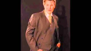 Vaughan-Williams "Songs of Travel" №1 The Vagabond. Vladimir Gromov.wmv