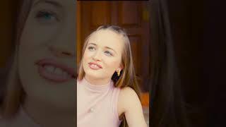 Esos ojos…🫣 Carmen Ferre - Ojos de Colores #music #videoclip #carmenferre