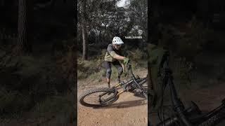 Lo que haces después de BAJAR una senda en MTB  #mountainbike