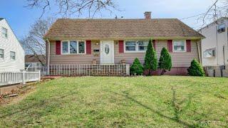 125 Worth Street, Iselin, NJ Presented by Claudia Muniz.