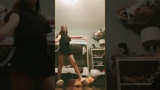 OMG SLLAY #dance #dancer #dancechallenge #andiamtellingyouimnotgoing #funnyclips