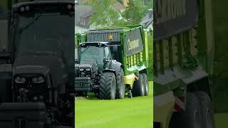 KRONE MX self-loading and forager-filled forage wagons 