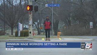 Minimum wage workers getting a raise in Missouri in 2020