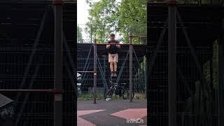 Кто сделает лучше? #fitness #спорт #workout #sports #park #motivation #sport