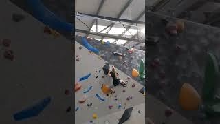 volume 1 climbing  yellow 6c+