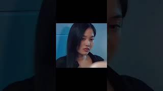 How Sam looks at her🫣