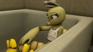 Normal Chica farts in the bath for the first time xD