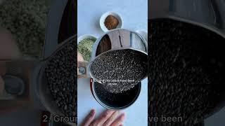 EAT TO LIVE FOREVER! @cookingforpeanuts low-glycemic oatmeal with chia seeds. Diabetic-friendly