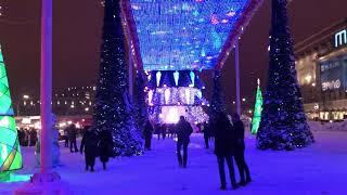 Новогодний городок 2018/2019 на площади Свободы в Харькове