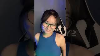 ini tokyo lagi!! cocok ga pake tengtop biru??
