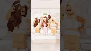 Sleepover! Busy Woman  #berryave #berryavenue #berryavenueoutfits #berryavenuecodes #bloxburg