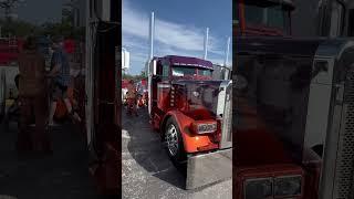 #peterbiltgang #peterbilttrucks #largecar #bigrig #kenworthw900l