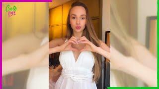 Girl In White  Live Streaming  Cute Vlogs