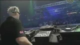 Alex M.O.R.P.H. - (Live At Trance Energy 2002)