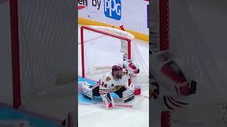 Blackhawks G #34 Petr Mrazek *Showing off that Glove Hand*