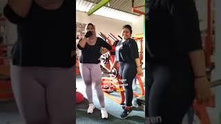 CEWE NGEGYM #shorts #goyang #goyanghot #tante #gemoy #bigbob #bbw #tante #fifawirldcup2022 #viral