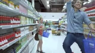 Tommy Franzen in Visa Australia payWave TV commercial September 2012