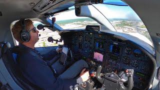 WHAT IT'S LIKE TO LAND AT LOUISVILLE INTERNATIONAL! - TBM850 Flight VLOG