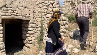 "Journey to the Heart of Nature: Sodabeh's Visit with a Kind Elderly Nomad Family"