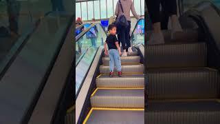 Tiny Explorer Rides the #Escalator Express 