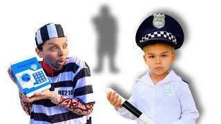 Dima pretend play police - bank safe is gone