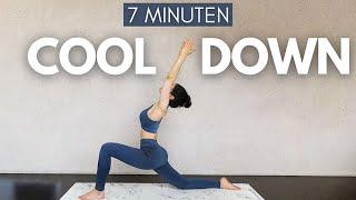 Ganzkörper COOL DOWN nach deinem Workout // Regeneration & Beweglichkeit verbessern | Tina Halder