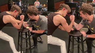 Zach Herron & Jack Avery ARMWRESTLING (WHO WINS??)