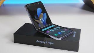 Samsung Galaxy Z Flip 4 - Unboxing and Everything New (4K 60)