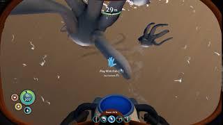 Subnautica - Cuddlefish, protect me!