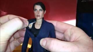 Cobie Smulders Unboxing as Hot Toys Marvel: Avengers Maria Hill 1/6 Scale Action Figure Review