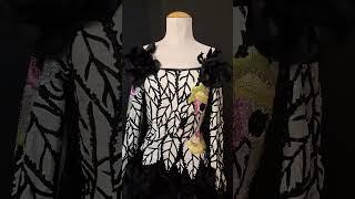 Admire this cocktail dress, ladies! These black flowers are made of silk! #sorts #embroideryart