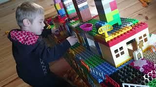 Titanic Sinking Video Lego Duplo version (Sleeping Sun)