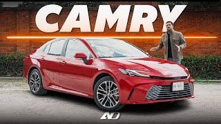 Toyota Camry - Si no está roto, no lo arregles | Reseña