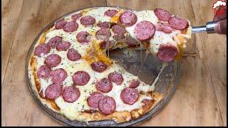 essa e a pizza mais fácil do mundo, não vai ao forno e fica pronto em 6 minutos