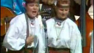 Värttinä - Tupa täynnä tuppasuita
