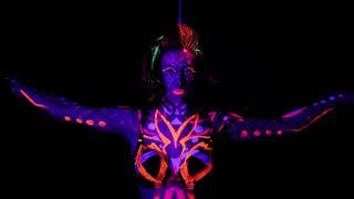 Неоновое шоу на пилоне. Танец Хит Смотреть всем! body art blacklight show pole dance hit!