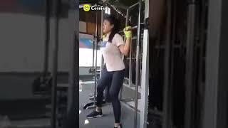 Ngintip cewe fitnes yg bikin burung jadi bangun