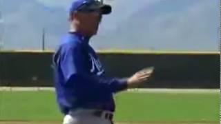 Hall of Famer George Brett tells a story about how he sh*t his pants the night before 1993 spring