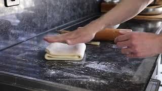 Hand laminated croissants at home: single and half fold (Timelapse)